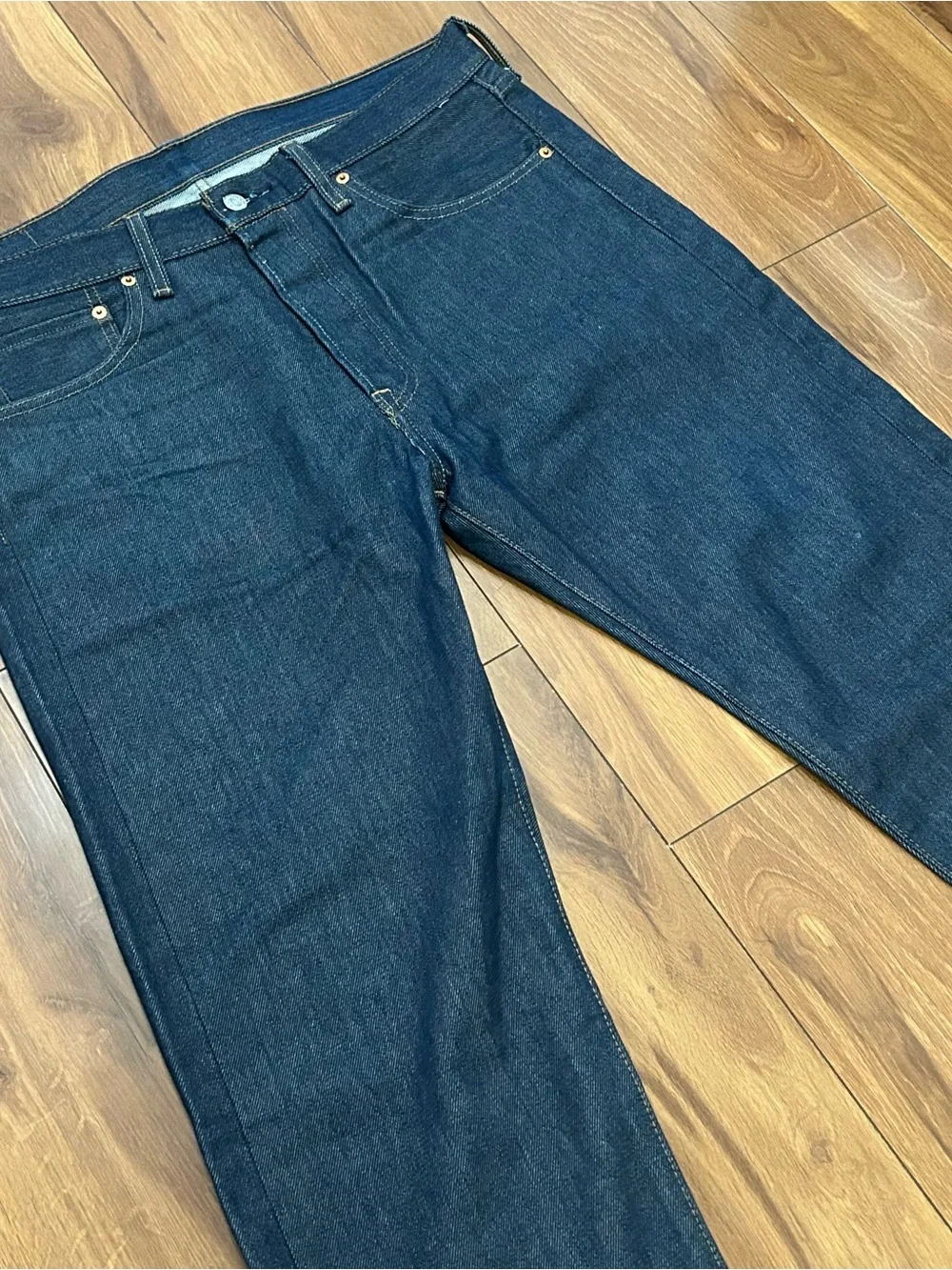 Levi’s Men’s 501 Regular Fit Straight Blue Dark Wash Jeans 33x34 Buttons Cotton